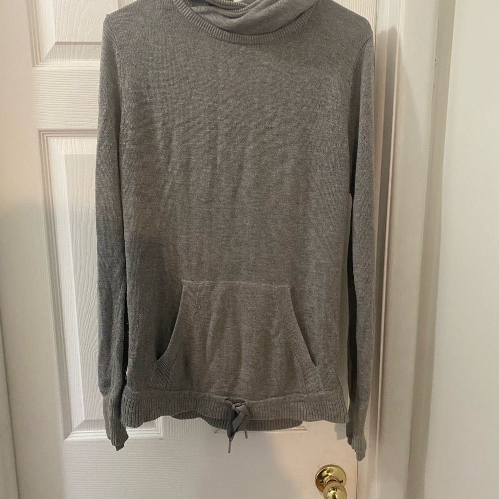 Luluemon heather grey hooded sweater. Size 6 . Good condition